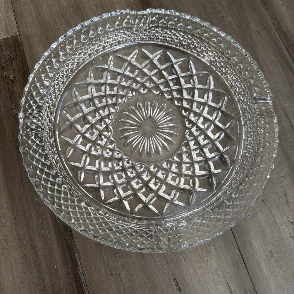 Vintage Anchor Hocking Wexford Glass Ashtray Large Size 8 1/2 inch